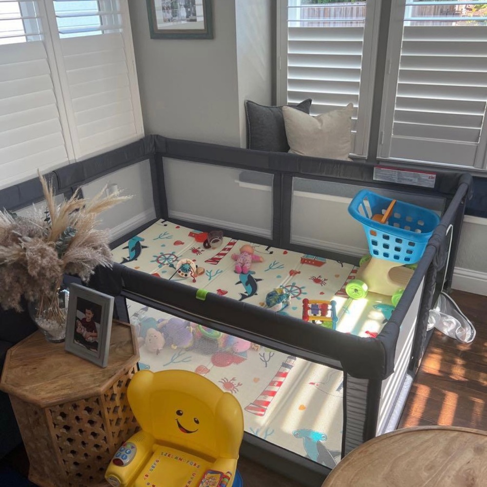 Playpen
